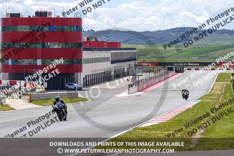 cadwell no limits trackday;cadwell park;cadwell park photographs;cadwell trackday photographs;enduro digital images;event digital images;eventdigitalimages;navarra;no limits trackdays;peter wileman photography;racing digital images;trackday digital images;trackday photos